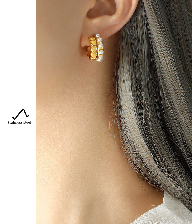 Elegant Heart Shape Titanium Steel Plating Artificial Pearls Ear Studs 1 Pair