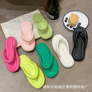 Summer flip flops, universal beach slippers, simple and elegant design