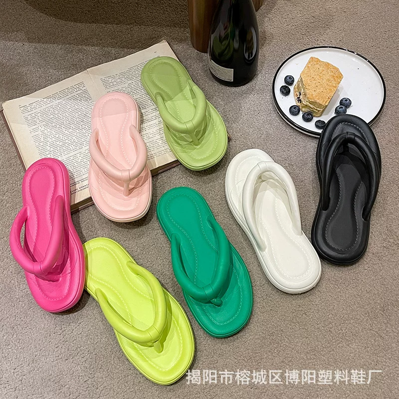 Summer flip flops, universal beach slippers, simple and elegant design