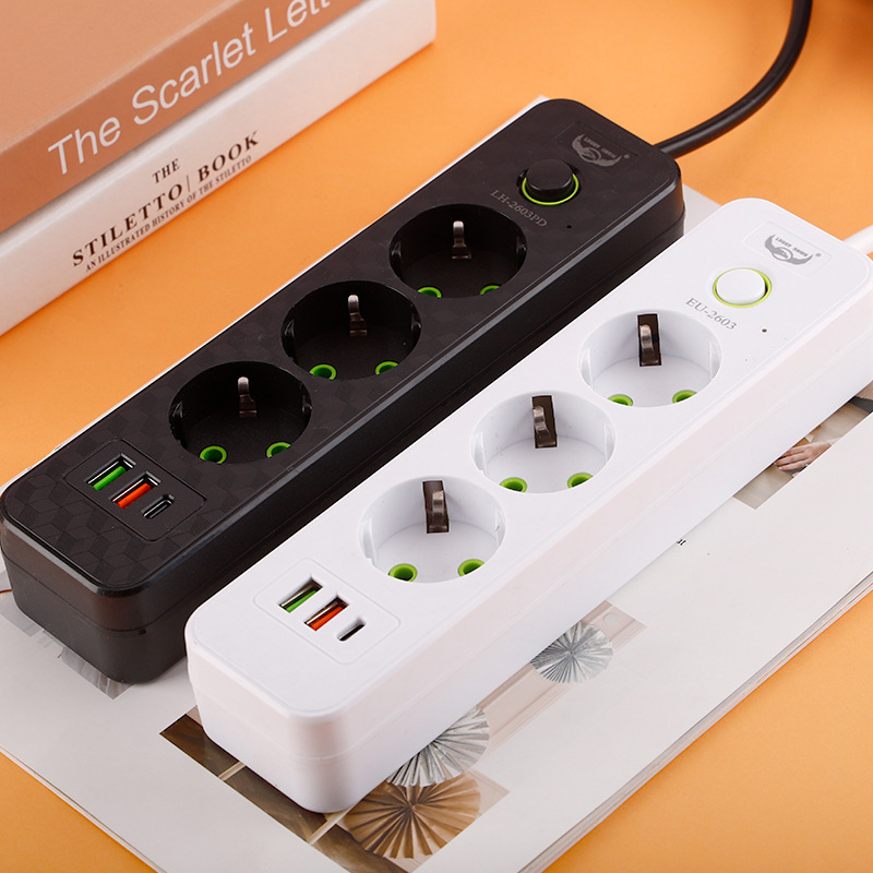 Negro y blanco USB TYPE-C Carga Oriente Medio África Indonesia Corea del Sur Polonia Placa de enchufe