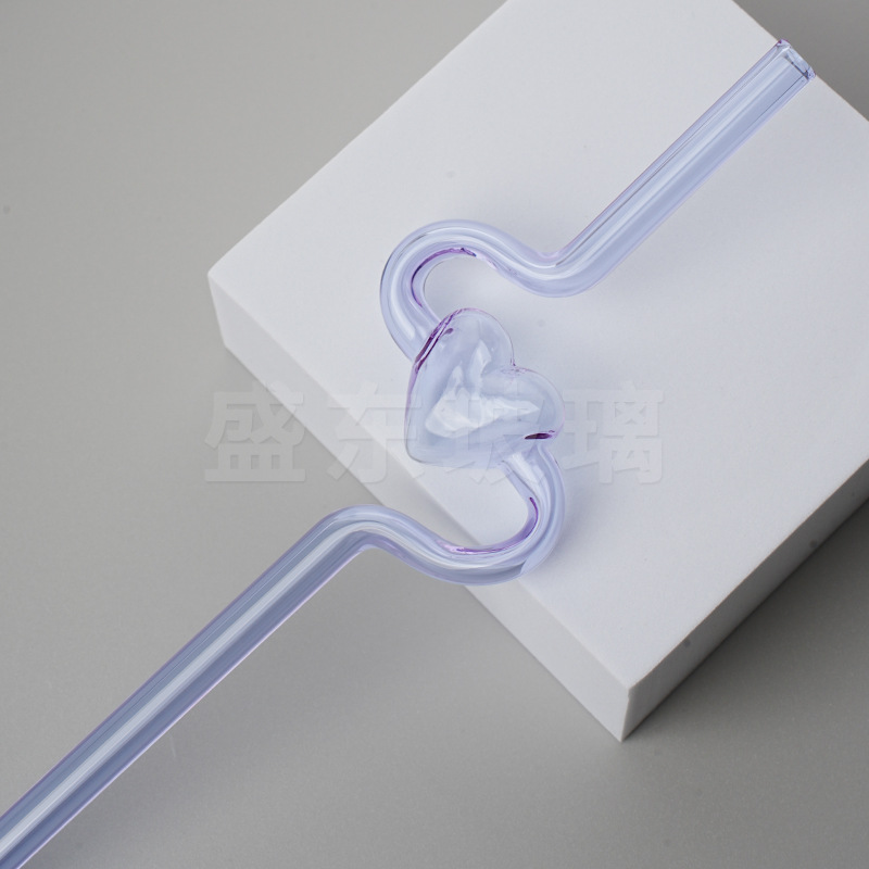 Nueva alta borosilicato corazón largo curvado paja chica corazón transparente paja hogar leche jugo paja tubo