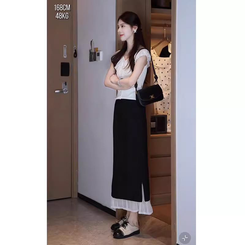 2025超火穿搭一整套减龄气质V领短袖T恤女法式拼接半身裙两件套装|undefined