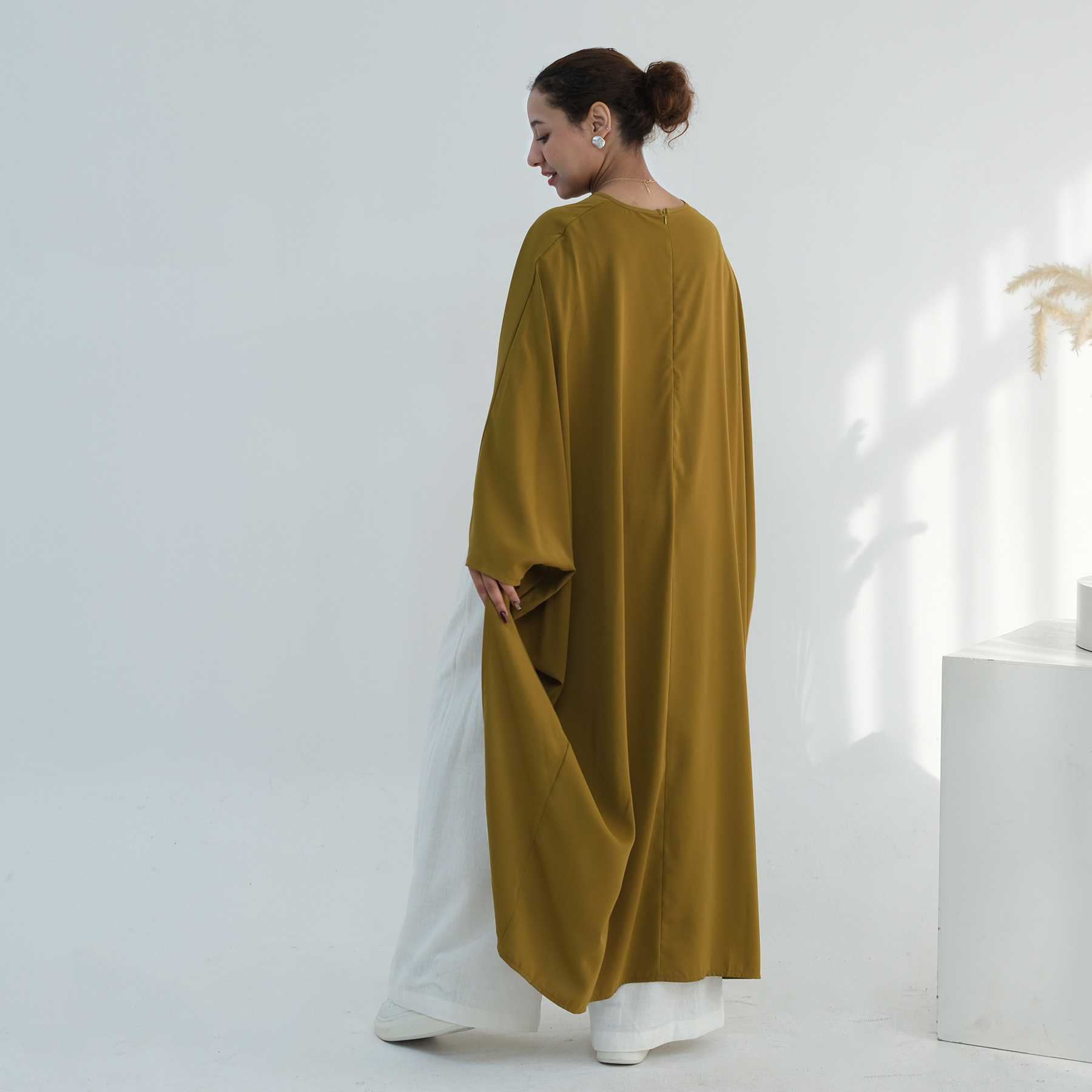 Voya Women's Oversized Modest Robe - Loose Fit Asymmetric Top With Crew Neck, Solid Color Longline Cardigan, Casual Loungewear, Elegant Daily Wear,_ecoleips.com