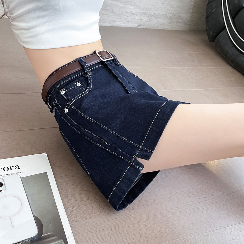 Women's Denim Shorts, Loose Straight-Leg High-Waisted Summer Slit Shorts, Slimming Versatile Loose Hot Pants, Denim-Colored Shorts Women's Denim Shorts, Loose Straight-Leg High-Waisted Summer Slit Shorts, Slimming Versatile Loose Hot Pants, Denim-Colored Shorts