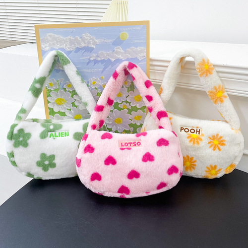 New Strawberry Bear Underarm Bag with Plush Love Heart Shoulder Bag Handbag Sweet and Cute Soft Girl Handbag Storage Bag