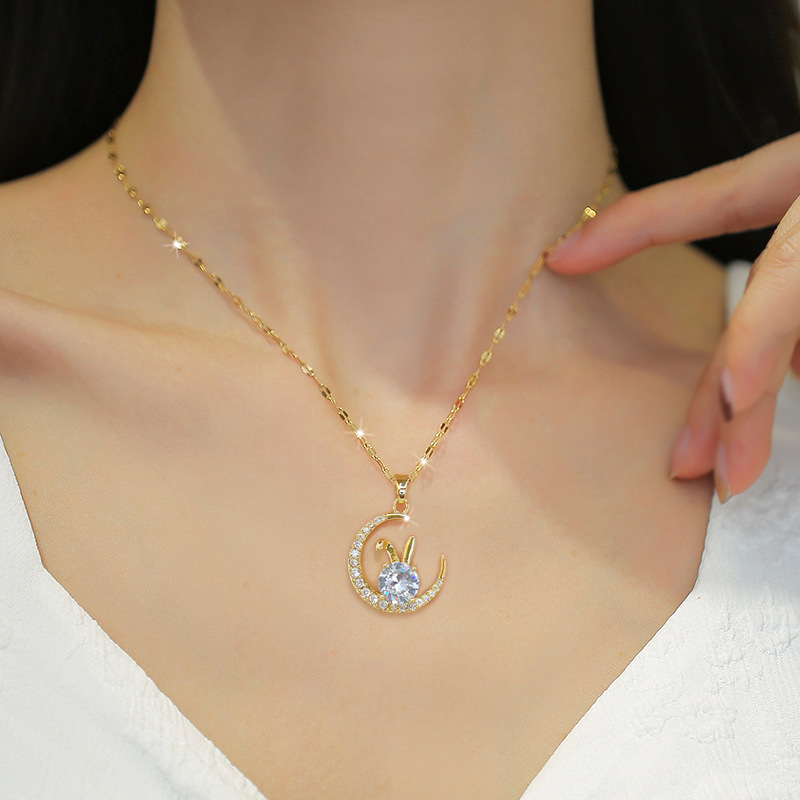 Moon Rabbit Luxury Diamond Necklace Wedding Banquet Clavicle Chain_voghion.com