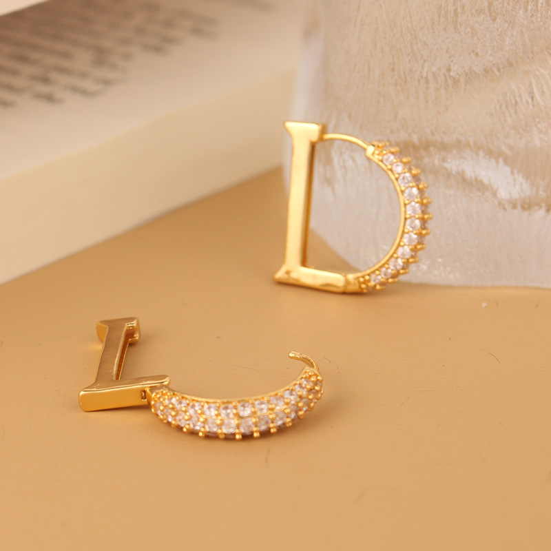 1 Paire Style Simple Vêtement De Rue Lettre Placage Incruster Le Cuivre Zircon Des Boucles D'oreilles display picture 3