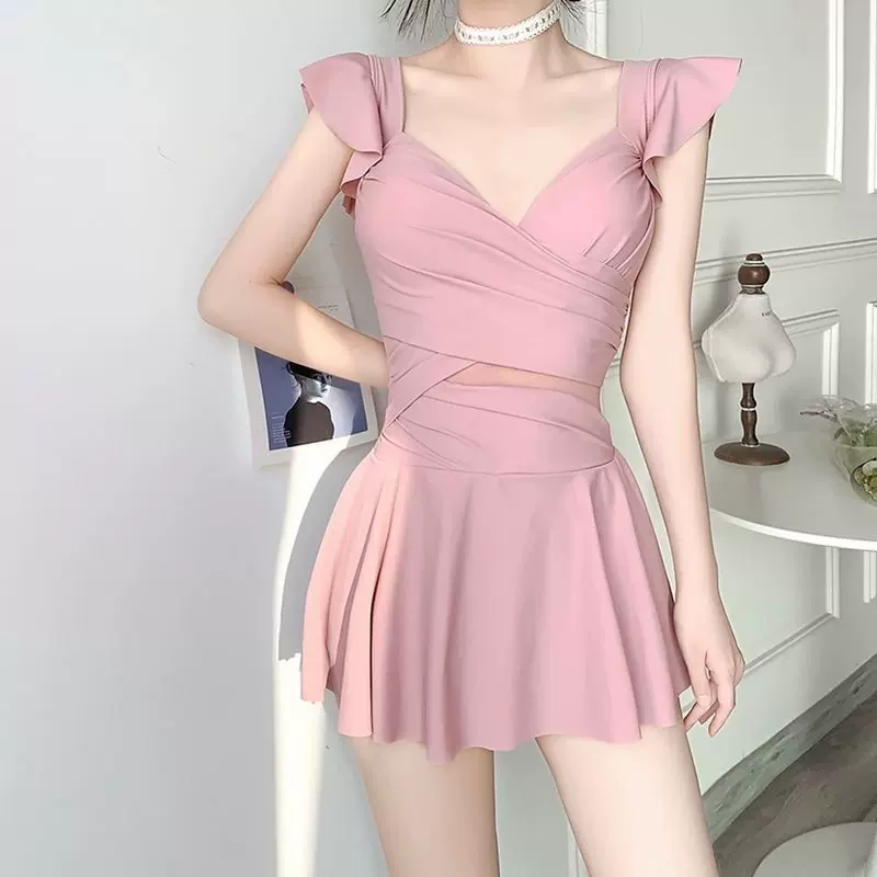 高级感泳衣女士连体性感裙式遮肚显瘦仙气新爆时尚泡温泉游泳装
