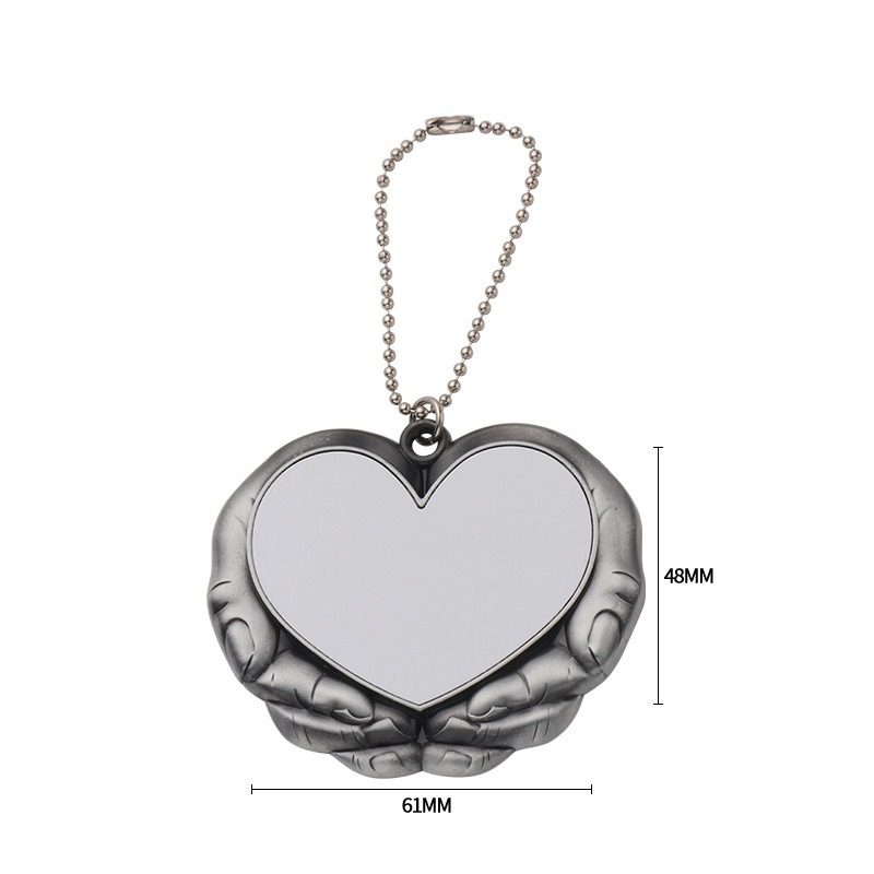 Ventas transfronterizas calientes en blanco de transferencia de calor colgante en forma de corazón de automóviles colgantes de aluminio llaveros de metal Europa y América aleación de regalo