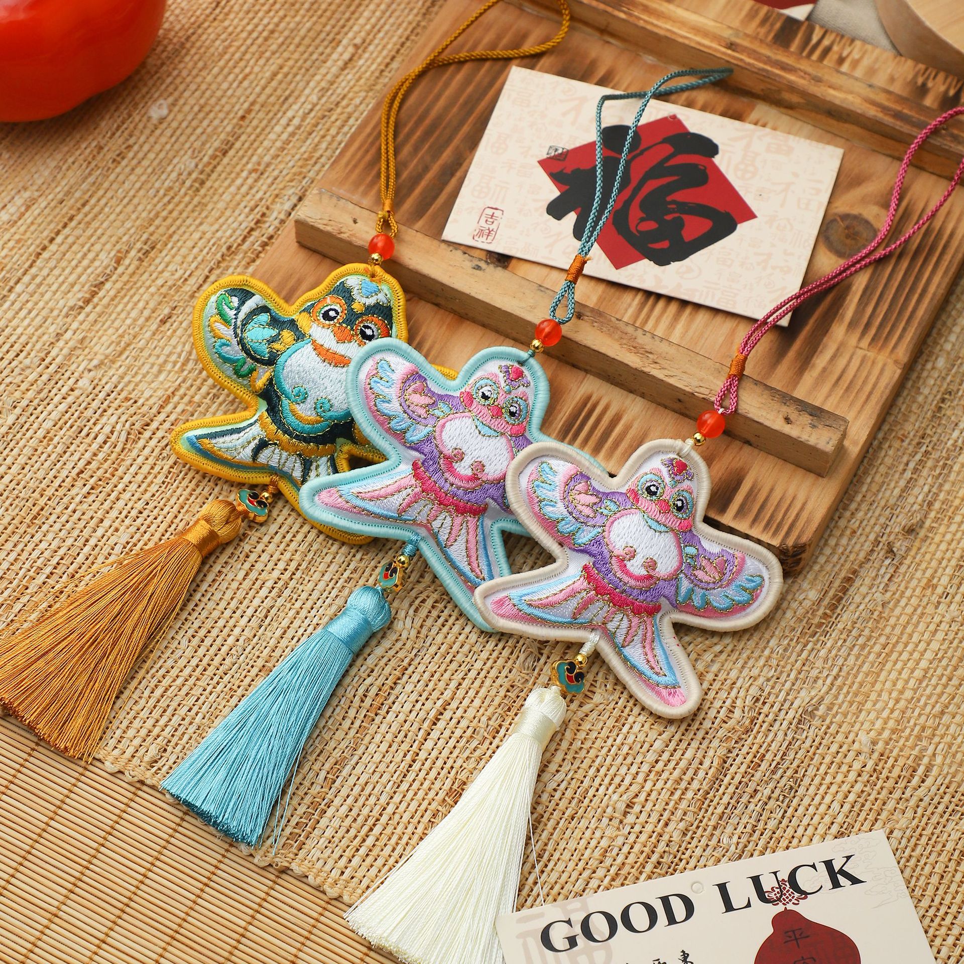 Decoración de Año Nuevo de siete colores de papel cordier orelles decoración de barril de Año Nuevo con flores tiendas de flores DIY material colgante de flores