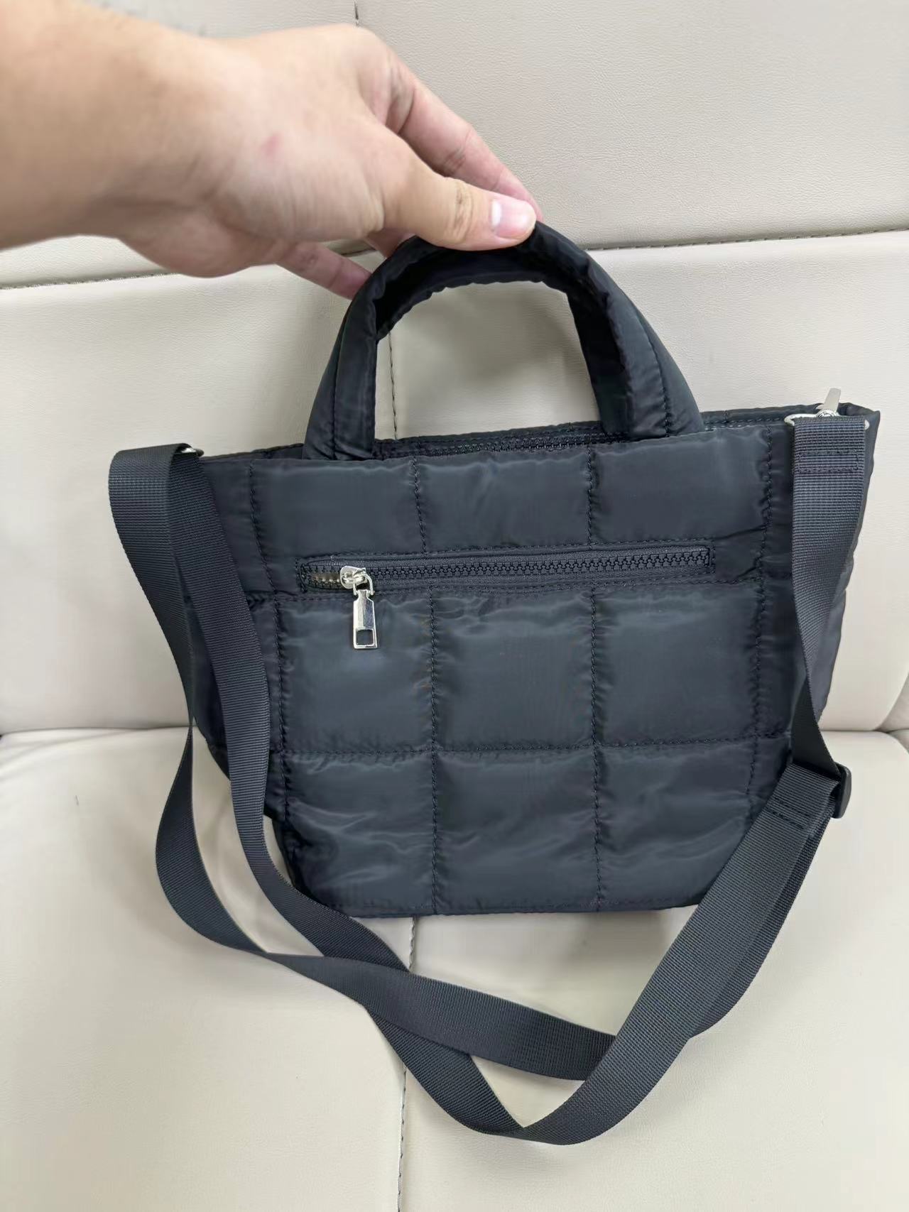 Borsa a tracolla trapuntata da donna per viaggi e sport_voghion.com