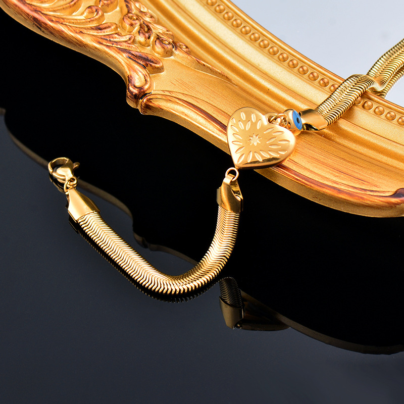 Fashion Heart Shape Stainless Steel Plating Bracelets 1 Piece