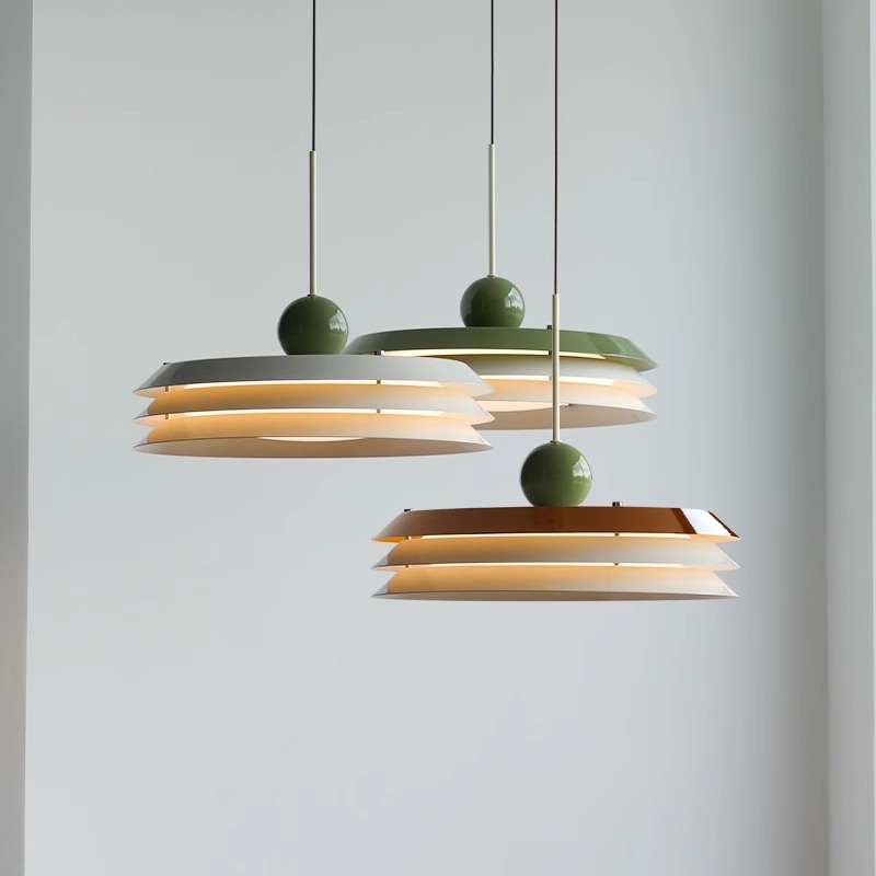 Candelabro creativo 2024 nueva lámpara de comedor de estilo crema lámpara de mesa de comedor retro lámpara de barra antigua diseñador lámpara nórdica