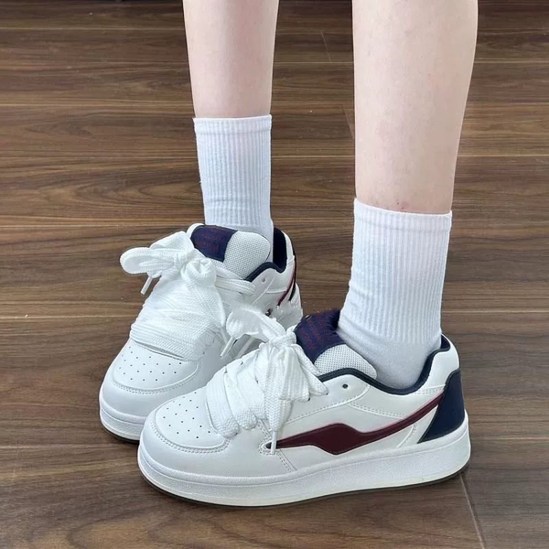 Ретро винно-красная хлебная обувь на толстой подошве женская волна 2024 осень новый кампус стиль дикий повседневная доска обувь