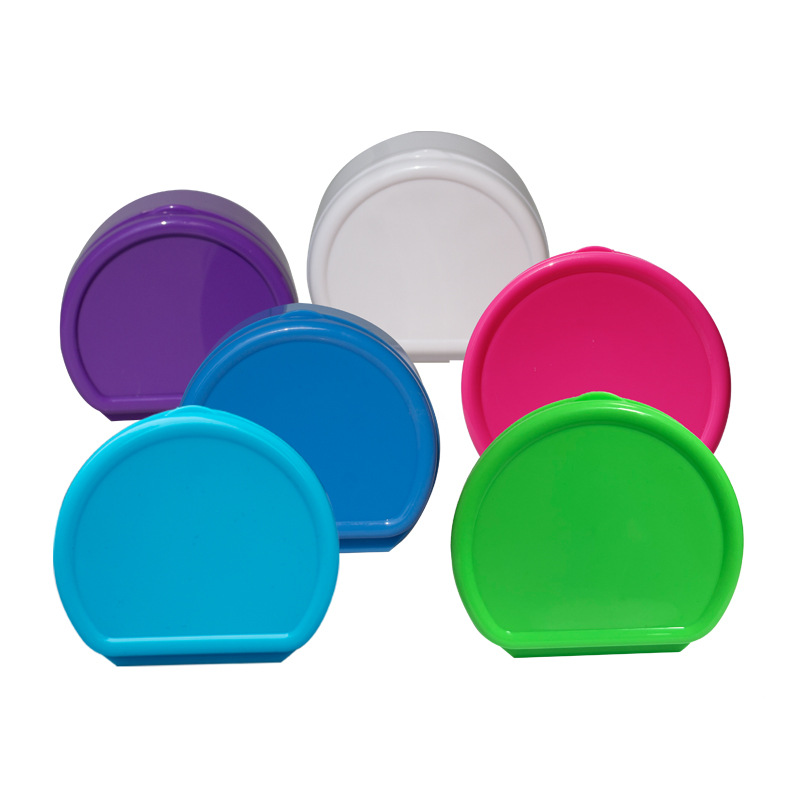 Impresión de almacenamiento de plástico, caja de almacenamiento de limpieza, dentadura postiza semicircular, caja de dentadura en forma de D con filtro, sello de doble capa de plástico