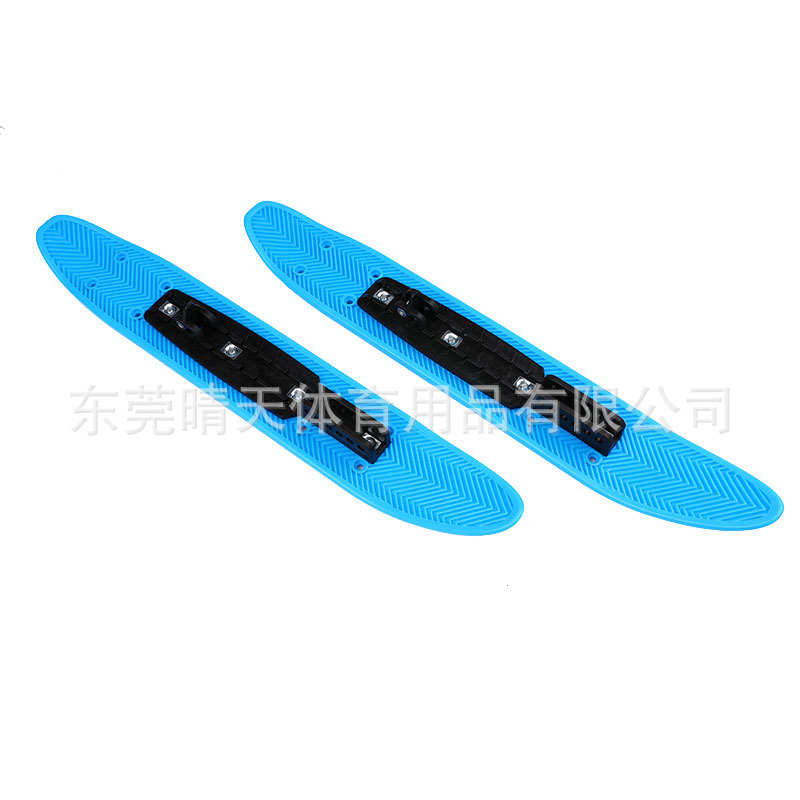 синие детские лыжи