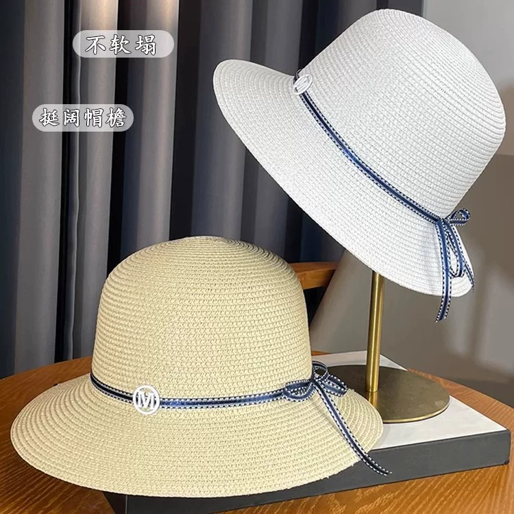 Beach straw hat with bow solar-powered, sun protection