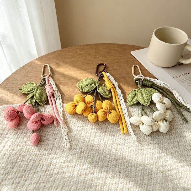 New fabric lace flower pendant, sweet and forest-style exquisite bag keychain, mobile phone cartoon accessory decoration