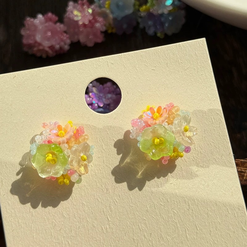 Pendientes de flores de sol de paja de estilo vacacional Pendientes de primavera y verano para mujer