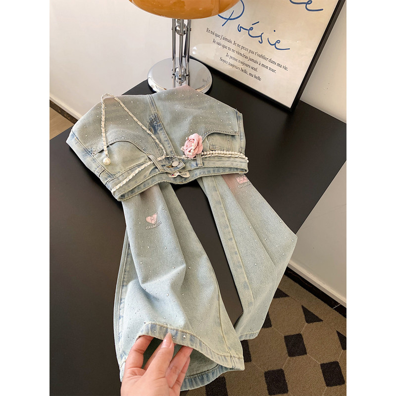 Design-Inspired Niche Heart-Printed Denim Jeans for Women, High-Waisted Loose Straight-Leg Pants, Summer Thin Style, Vintage Distressed Long Pants Design-Inspired Niche Heart-Printed Denim Jeans for Women, High-Waisted Loose Straight-Leg Pants, Summer Thin Style, Vintage Distressed Long Pants