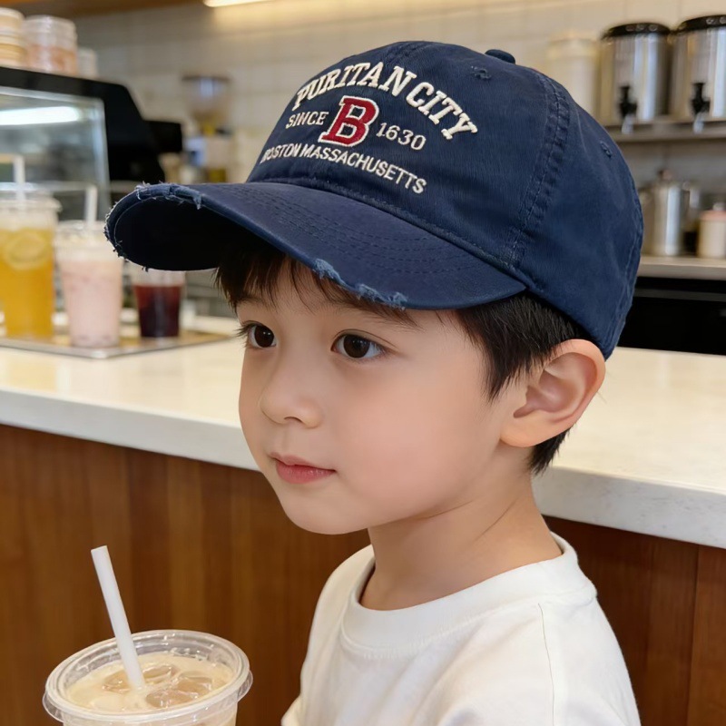Lässiger Kinder-Sonnenhut mit UPF 50+, koreanischer Sonnenbrillen-Look, trendige Baseballkappe, modischer und stylischer Color-Blocking-Sonnenhut für Kinder, Neu_voghion.com