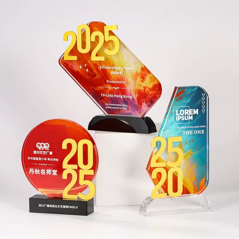 Креативный цифровой трофей для празднования юбилея компании, открытия магазина, торжества на заводе, церемонии награждения, годового собрания и юбилейного хрустального трофея.