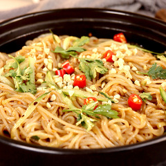 Cold Noodles with Sesame Paste - 4 Pack Authentic Northeastern Grandma Style Vacuum Sealed Convenient Quick Cold Noodles Wholesale