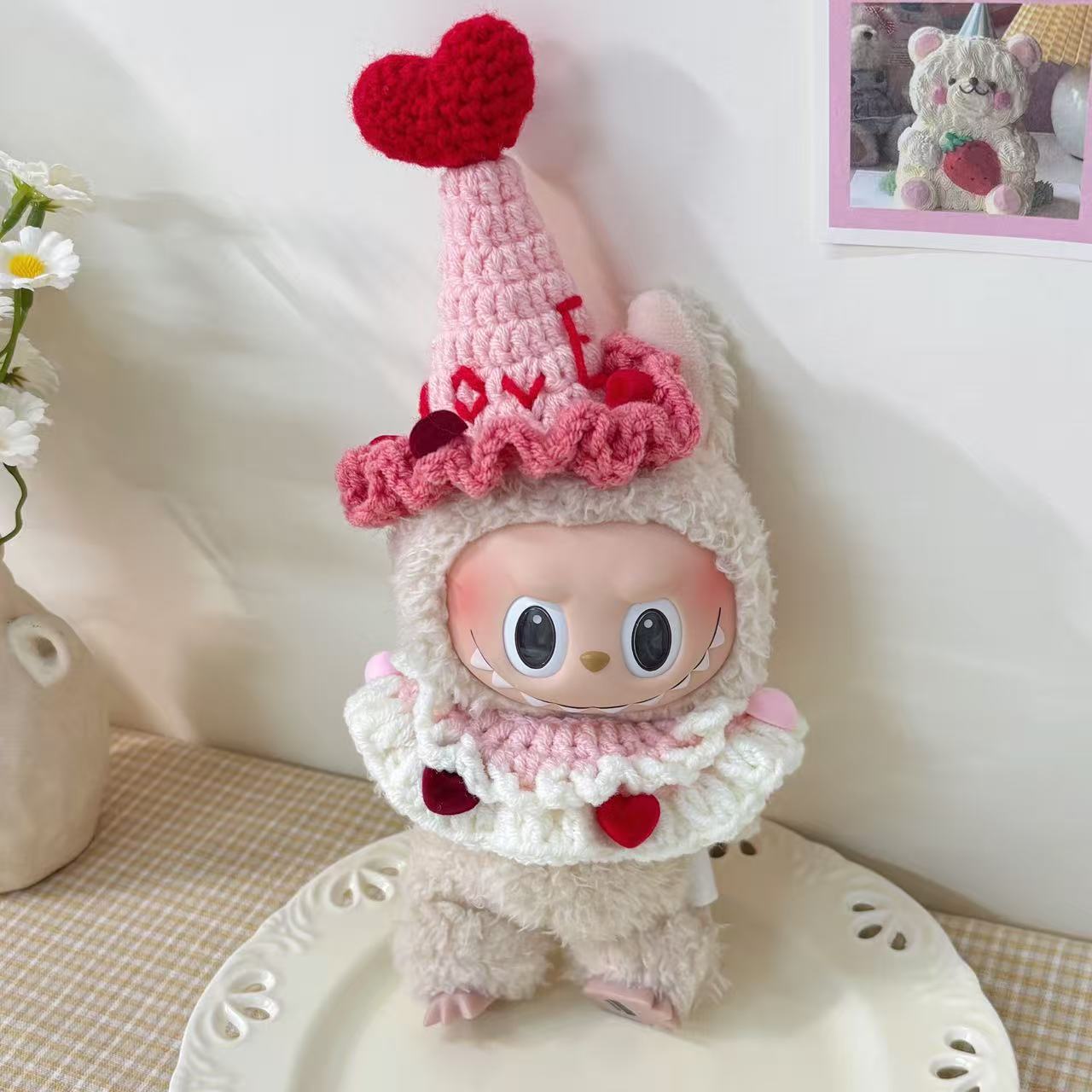 New Crochet Bubble Mat Labubu Baby Clothes Valentine's Day Cute Pendant Doll Clothes Set