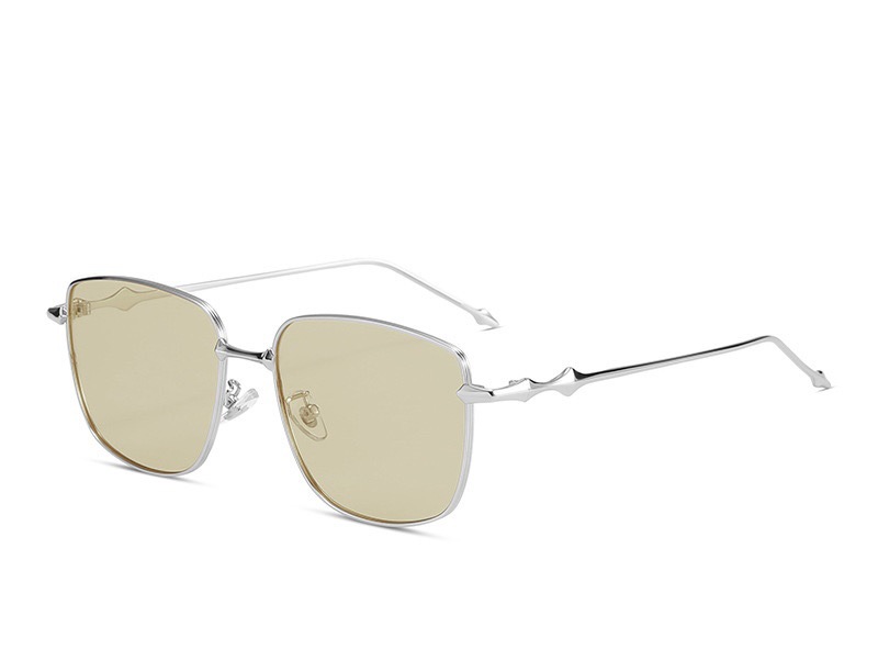 실버 프레임 차 정제