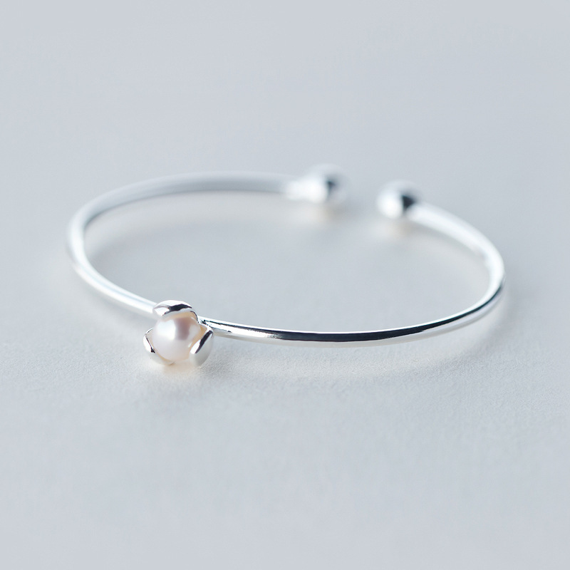 Mujeres s925 pulsera de plata esterlina verano nuevo regalo cumpleaños estilo coreano simple pequeña flor perla abierta joyería