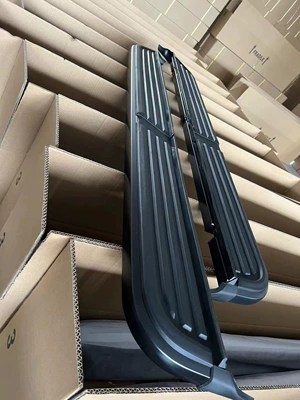 5: Custom-made electric side steps | Other Car Modifications - without-lights-pair-discovery-4-all-black-thickened