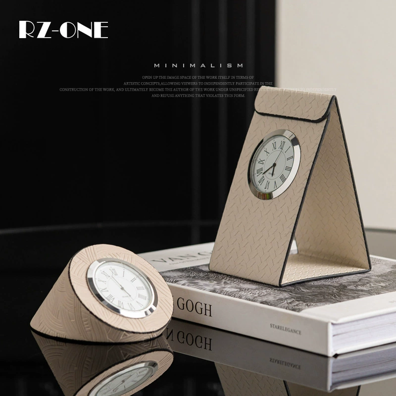 Настольные часы Craftsman Thirteen Modern casual Light Luxury Metal Art Leather Clock Model Room High-end Ornaments