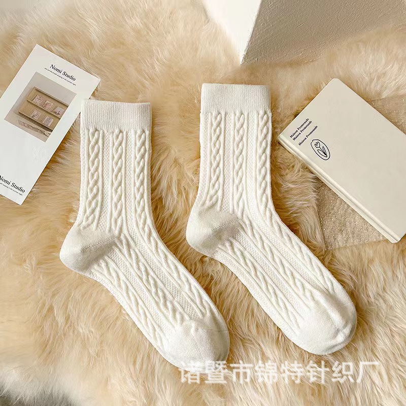 Socks women's cotton socks in the tube socks Joker comfortable women's socks Cotton solid color long socks wholesale manufacturers