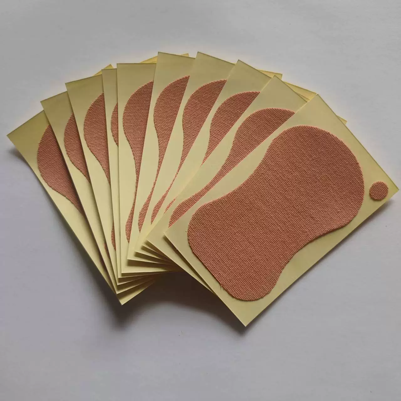 Летняя жара потливость подмышками