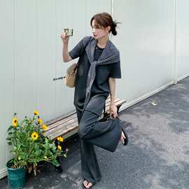 灰色休闲时尚简约百搭套装女2026夏新款条纹披肩上衣阔腿裤两件套