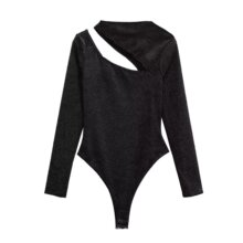 UC&ZA�羳���R�dŮ�b�W���L�Ը�¶�������������Z�q�B�w��9684609