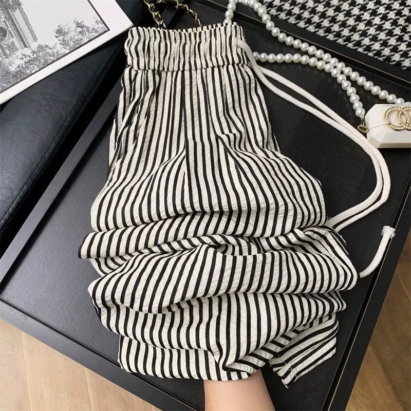 2025 новых повседневных широких брюк Yamamoto из ледяного шелка в вертикальную полоску для женщин, защищающих от комаров и солнца, летние тонкие прямые длинные брюки