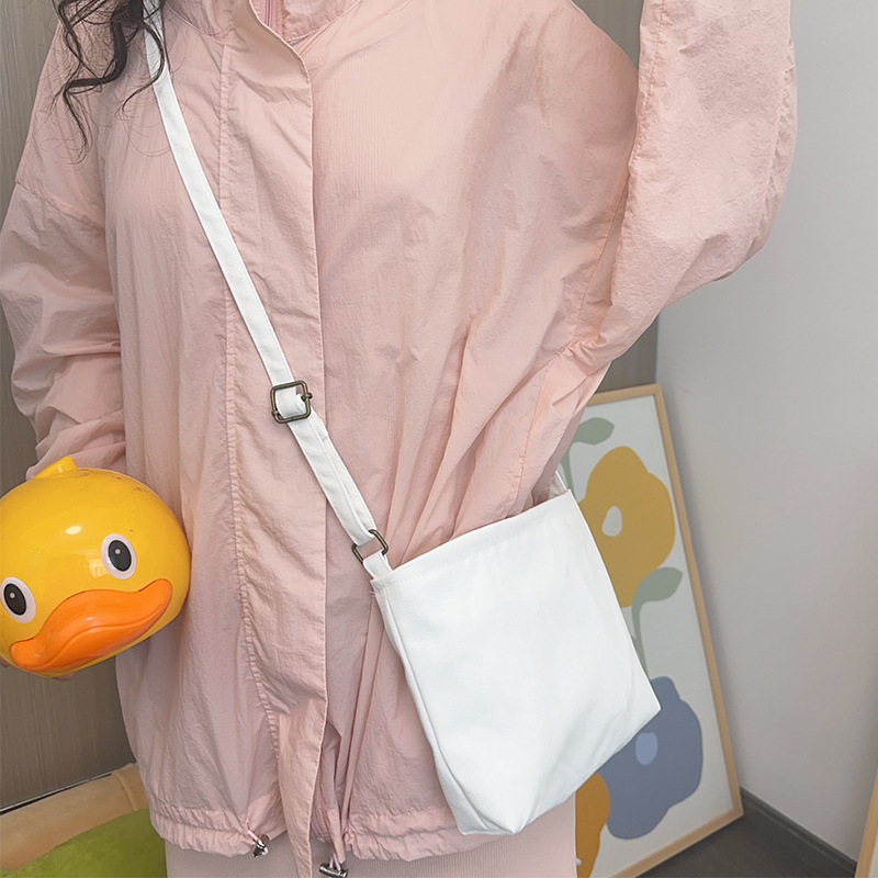 Solid Color All-match One-shoulder Canvas Bag with Zipper Adjustable Bag Crossbody Canvas Bag Simple White Adjustable Bag Solid Color All-match One-shoulder Canvas Bag with Zipper Adjustable Bag Crossbody Canvas Bag Simple White Adjustable Bag