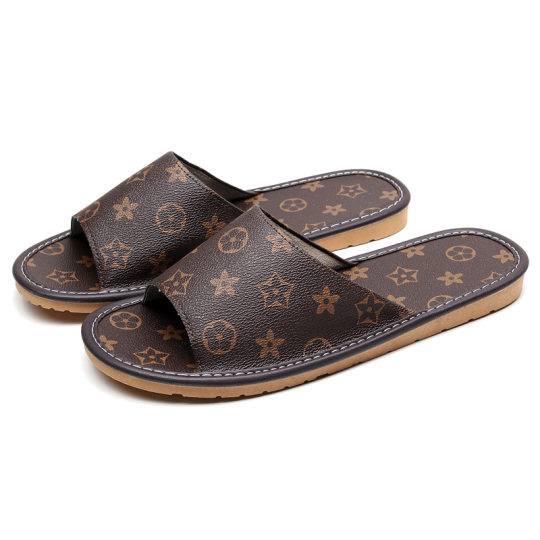 Summer home high-end Internet celebrity couple leather slippers home soft bottom slippers men's and women's summer indoor non-slip shoes