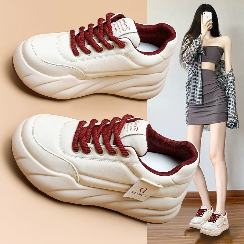 Толстая подошва увеличена, папочка обувь женская осень-зима 2024 новая кожаная повседневная спортивная обувь женская дикая приливная кексы плюс бархатная девушка