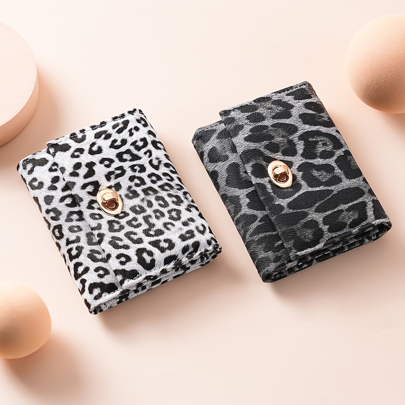 New Leopard Print Women's 70% off Wallet, Cross-Border Fashion Portable Large-Capacity Clutch Wallet, Cross-Border Supply