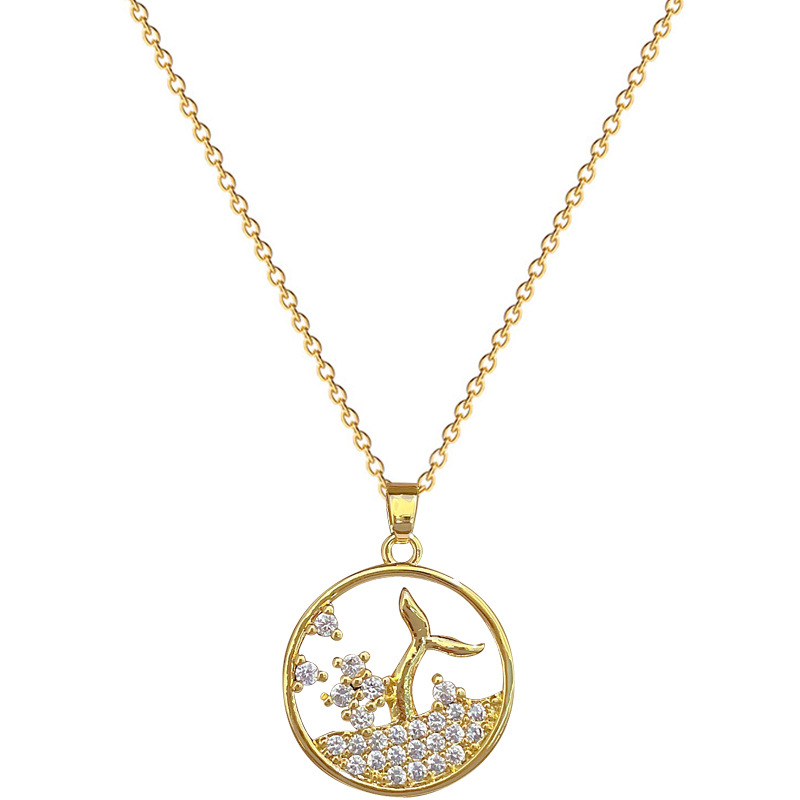 Cola de pez salpicada de agua lujosa ligera temperamento magnífico collar de diamante completo de la mujer cadena de clavícula de acero de titanio