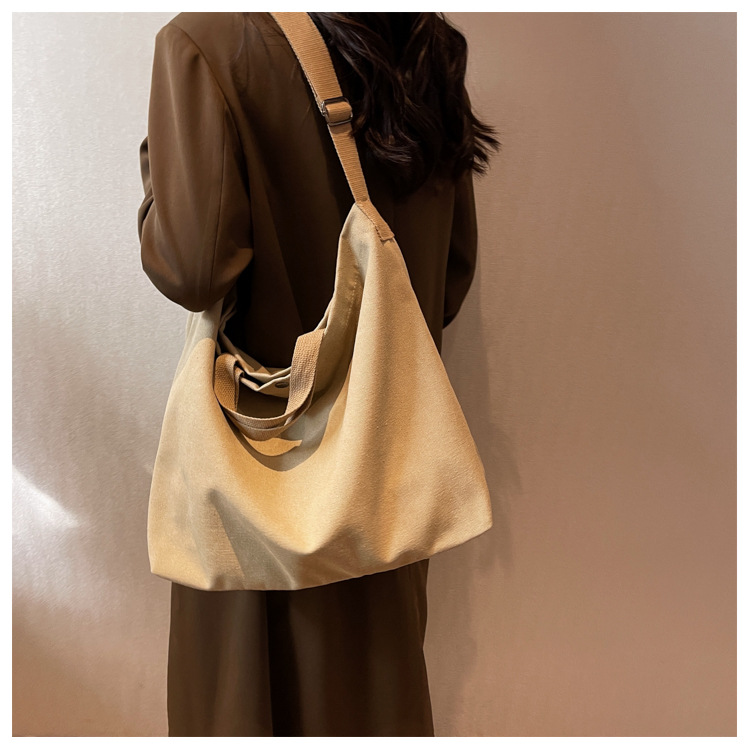 Women's Canvas Solid Color Basic Square Zipper Shoulder Bag display picture 5