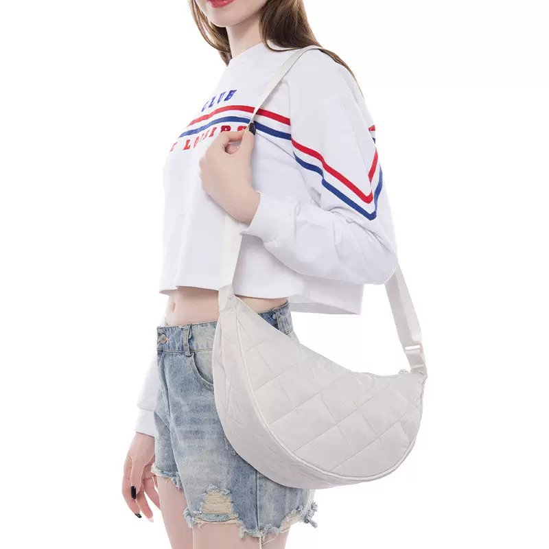 跨境包包女大容量斜挎包新款潮时尚小众尼龙单肩包包斜挎包饺子包