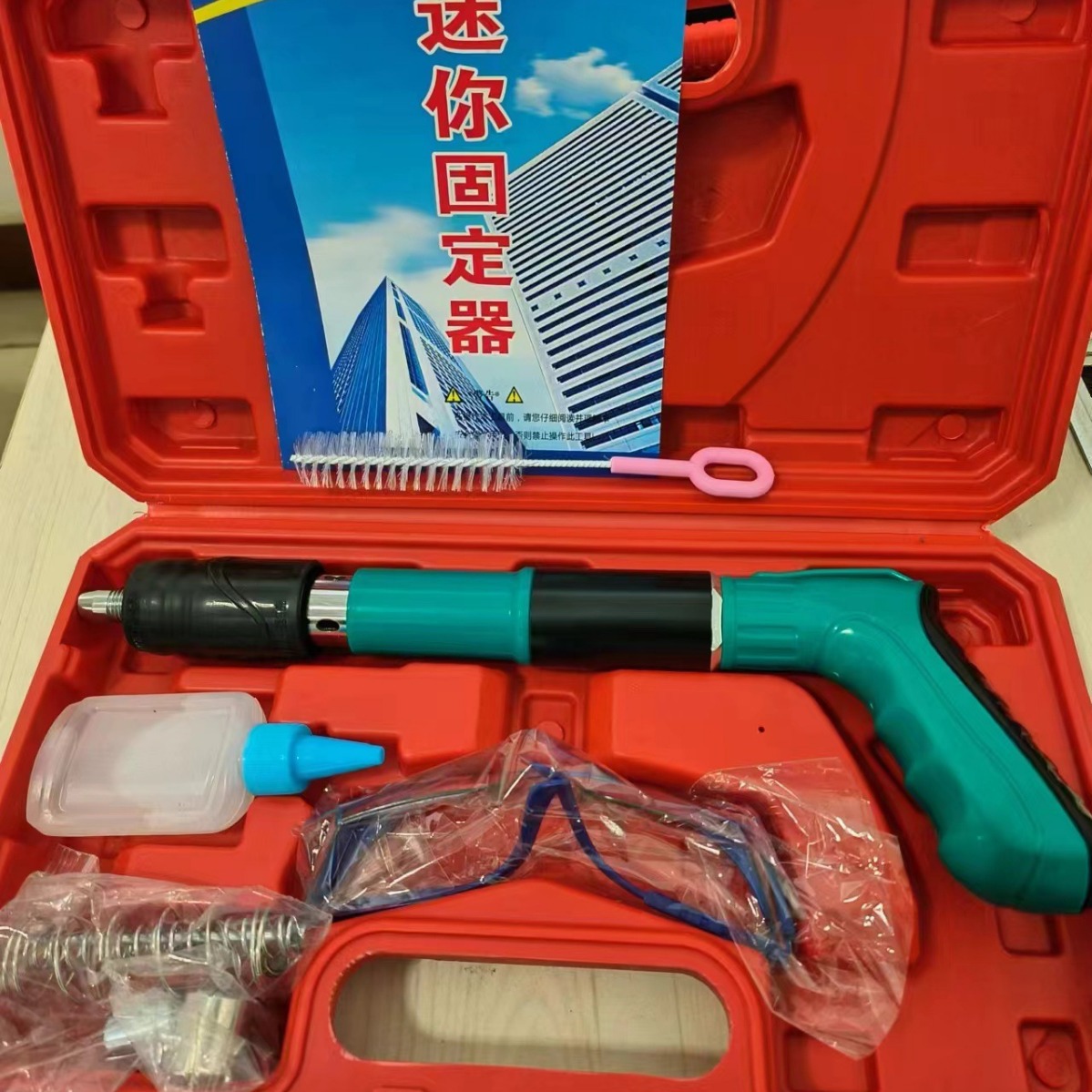 吊顶神器迷你射钉枪 家用小型固钉器 炮钉枪 安装打钉一体钉
