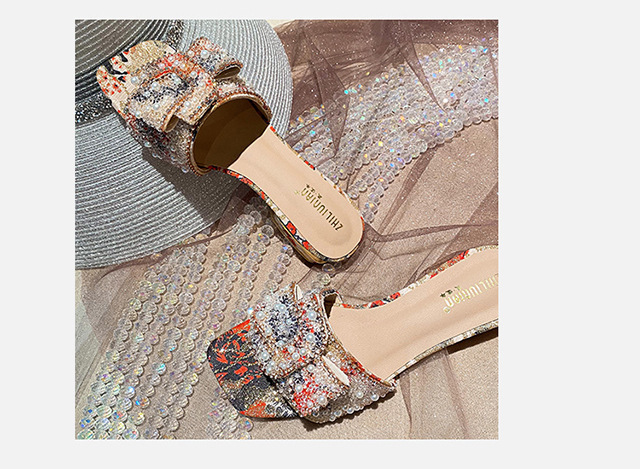 Pantofole con perle e sandali con strass per donna estivi_voghion.com