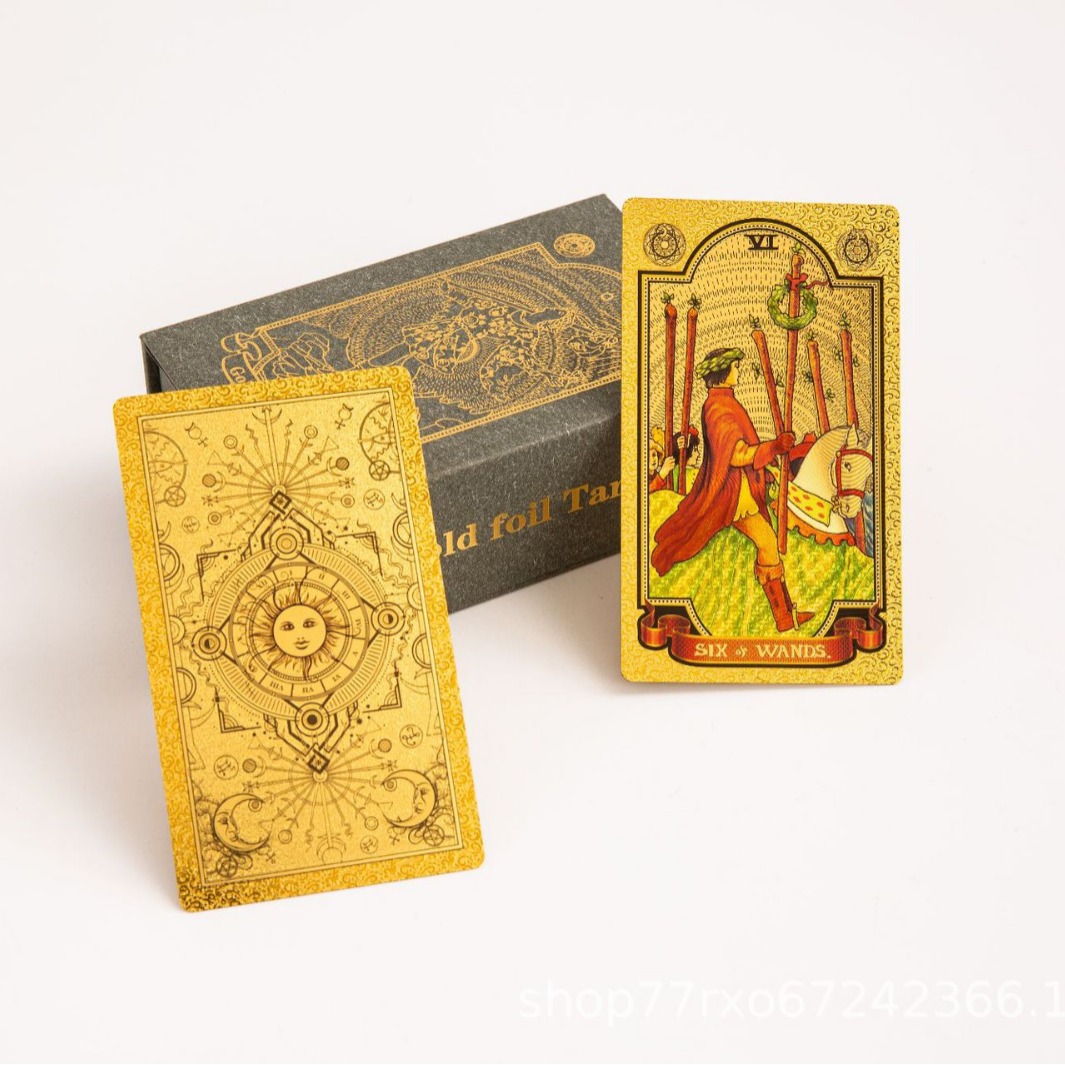 Suministro transfronterizo de lámina de oro Tarjeta de tarot Carlo tarjeta Torre libro tarot impresión en color PVC impermeable manual juego de mesa mantel