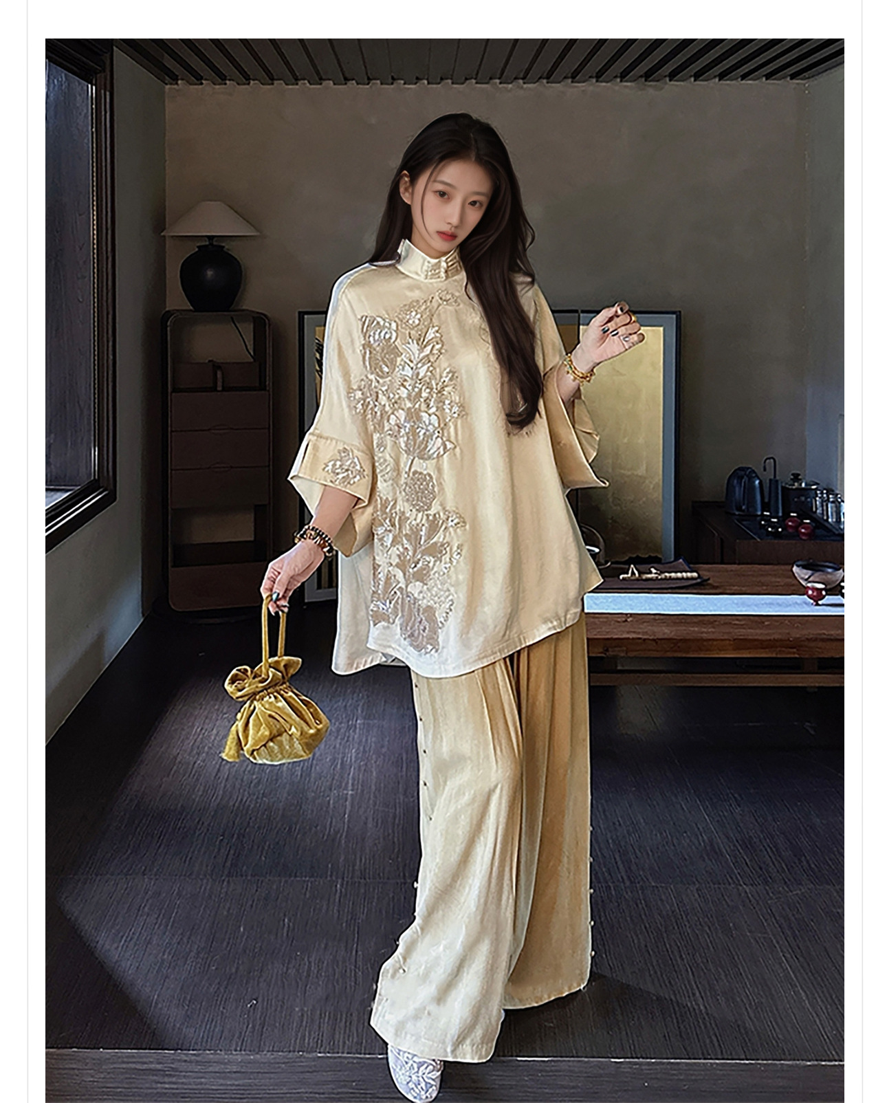 Áo sơ mi nữ dáng rộng phong cách Trung Hoa mới, thêu nút và ngọc trai hình sen, dài trung bình N6077 — Màu mơ chi tiết 2