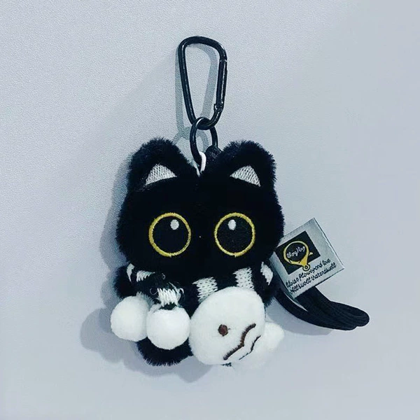 Scarf holding fish black cat + lanyard