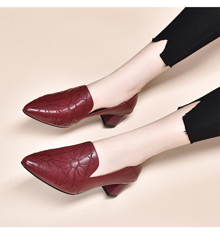 Giày nữ da bò mềm đế mềm gót vuông 5 cm phong cách retro — Gót giữa KAKI 5cm chi tiết 3